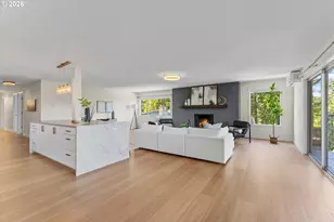 200 Burnham Rd, Lake Oswego, OR 97034 - Photo 9