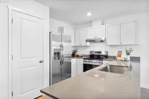 25228 Tanglewood Way, Veneta, OR 97487 - Photo 21