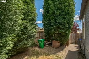 1949 SE Palmquist Rd, Gresham, OR 97080 - Photo 23