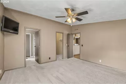 1949 SE Palmquist Rd #5, Gresham, OR 97080 - Photo 17