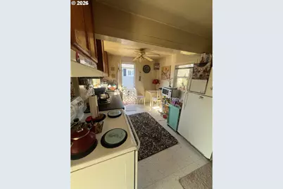 954 Commercial Ave, Coos Bay, OR 97420 - Photo 7