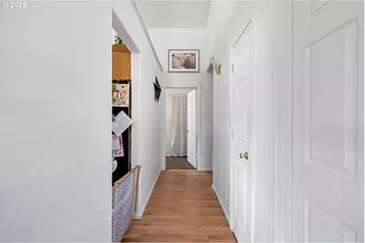 3125 V St, Springfield, OR 97477 - Photo 5