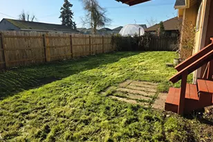 3125 V St, Springfield, OR 97477 - Photo 13