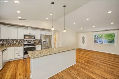 3990 Douglas Dr, Springfield, OR 97478 - Photo 5