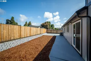 3990 Douglas Dr, Springfield, OR 97478 - Photo 31