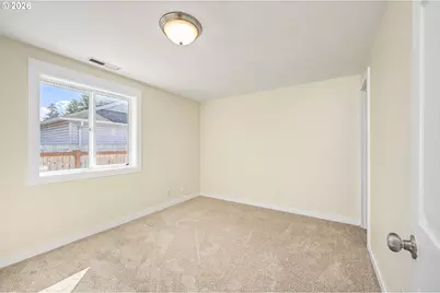 3990 Douglas Dr, Springfield, OR 97478 - Photo 23
