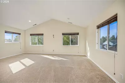 3990 Douglas Dr, Springfield, OR 97478 - Photo 11