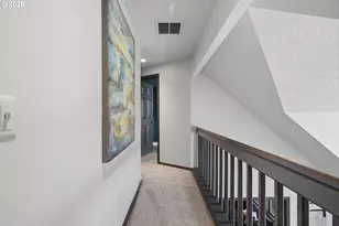 3440 SW Illinois St, Portland, OR 97239 - Photo 23