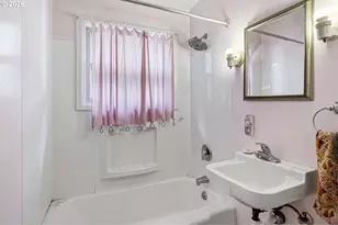 415 Date St, Drain, OR 97435 - Photo 35