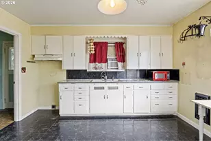 415 Date St, Drain, OR 97435 - Photo 25