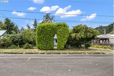415 Date St, Drain, OR 97435 - Photo 47