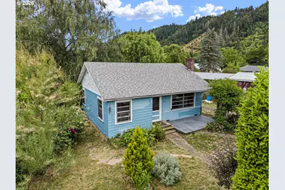 415 Date St, Drain, OR 97435 - Photo 3