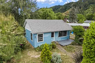 415 Date St, Drain, OR 97435 - Photo 3