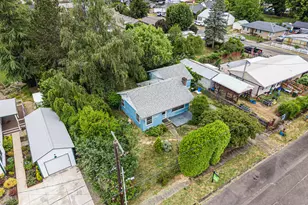 415 Date St, Drain, OR 97435 - Photo 13