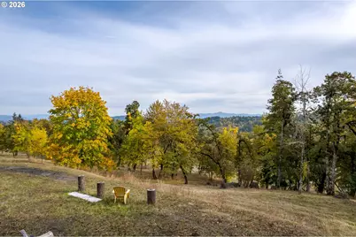 Hidden Meadows, Eugene, OR 97405 - Photo 15