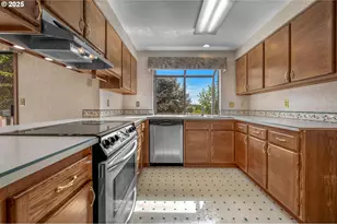 7222 SW 161st Pl, Beaverton, OR 97007 - Photo 5