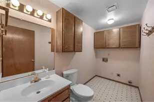 7222 SW 161st Pl, Beaverton, OR 97007 - Photo 11