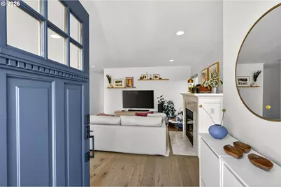 3734 SE Rex St, Portland, OR 97202 - Photo 3