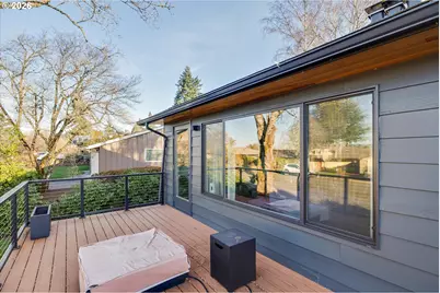 2400 SW 81st Ave, Portland, OR 97225 - Photo 9