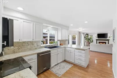 229 Hazelbrook Dr, Keizer, OR 97303 - Photo 19