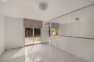 1536 NE 77th Ave, Portland, OR 97213 - Photo 9