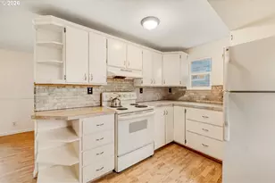 8825 NE Wygant St, Portland, OR 97220 - Photo 9