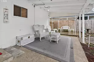 5535 SE Flavel St, Portland, OR 97206 - Photo 17