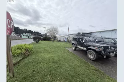 1000 N 8th St #20, Reedsport, OR 97467 - Photo 3