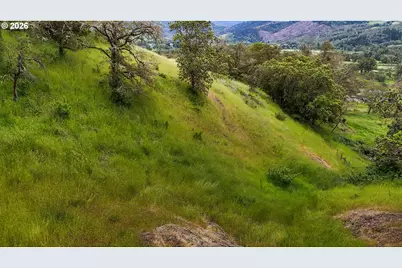 540 Horizon Ln, Myrtle Creek, OR 97457 - Photo 15