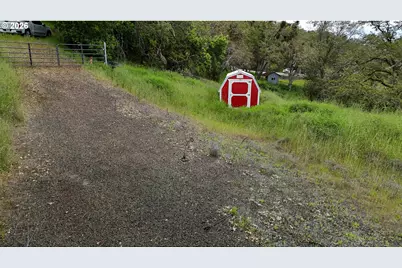 540 Horizon Ln, Myrtle Creek, OR 97457 - Photo 5