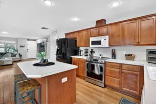 10328 SE Ramona St, Portland, OR 97266 - Photo 15