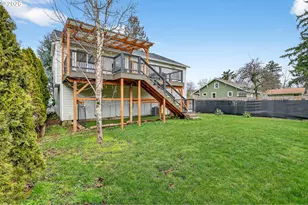 10328 SE Ramona St, Portland, OR 97266 - Photo 43