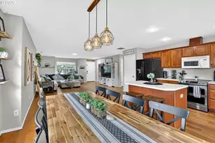 10328 SE Ramona St, Portland, OR 97266 - Photo 17