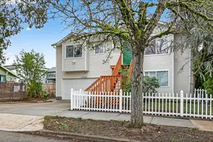 10328 SE Ramona St, Portland, OR 97266 - Photo 3