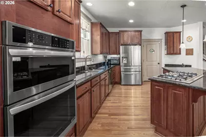 17893 SW Barcelona Ln, Beaverton, OR 97007 - Photo 15