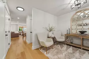 37810 Hamilton Ridge Dr, Sandy, OR 97055 - Photo 3