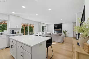 37810 Hamilton Ridge Dr, Sandy, OR 97055 - Photo 17