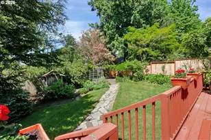 1821 NW 129th Pl, Portland, OR 97229 - Photo 17
