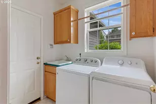 1821 NW 129th Pl, Portland, OR 97229 - Photo 21