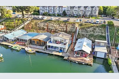 535 NE Bridgeton Rd #2, Portland, OR 97211 - Photo 33