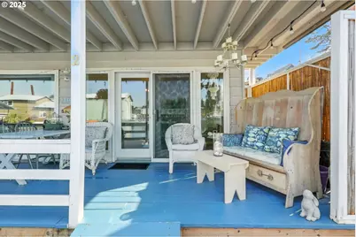 535 NE Bridgeton Rd #2, Portland, OR 97211 - Photo 23