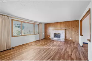 895 NW 3rd St, Gresham, OR 97030 - Photo 9