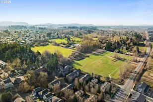 1461 SW Edgefield Meadows Terrace, Troutdale, OR 97060 - Photo 43