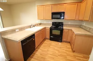 1461 SW Edgefield Meadows Terrace, Troutdale, OR 97060 - Photo 11