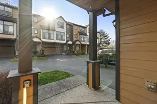 1461 SW Edgefield Meadows Terrace, Troutdale, OR 97060 - Photo 3