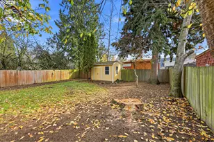 9314 N Tioga Ave, Portland, OR 97203 - Photo 27