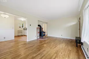 9314 N Tioga Ave, Portland, OR 97203 - Photo 11