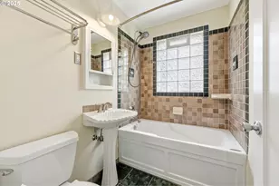 9314 N Tioga Ave, Portland, OR 97203 - Photo 21