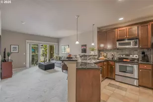 3135 Summerlinn Dr, West Linn, OR 97068 - Photo 7