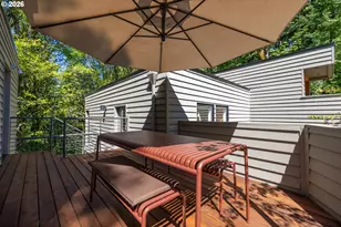 3128 SW Cascade Dr, Portland, OR 97205 - Photo 43